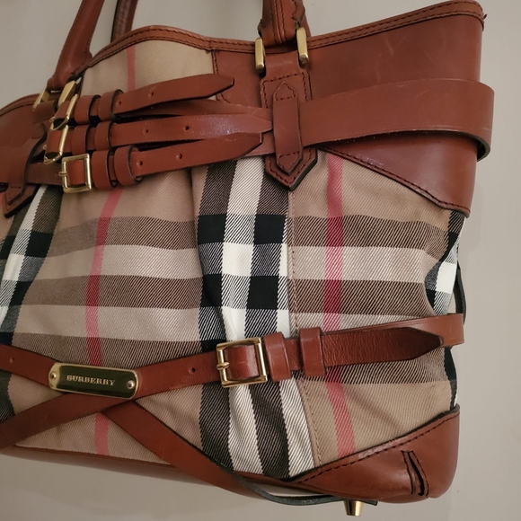 Burberry Large Landscape Lynher House Check Canvas & Smooth Leather Tote Bag - Picture 14 of 16